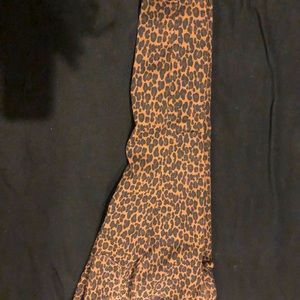 elegant pair of New Directions Leopard print ankle skinny jeans pants